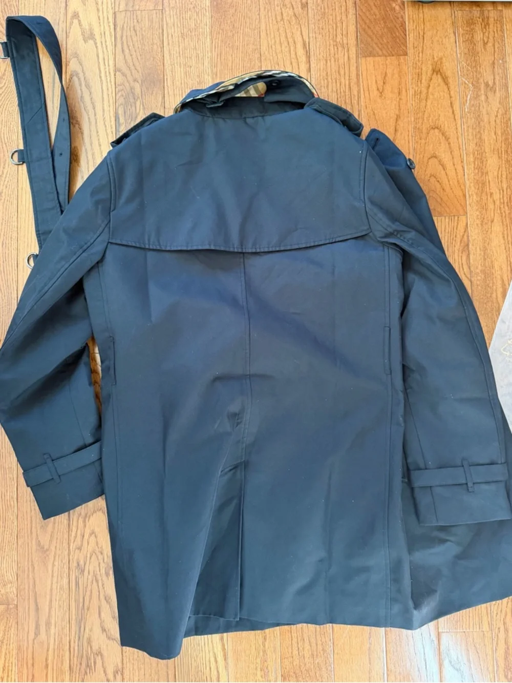 New - Burberry The Kensington Short Trench Coat - Picture 5 of 6